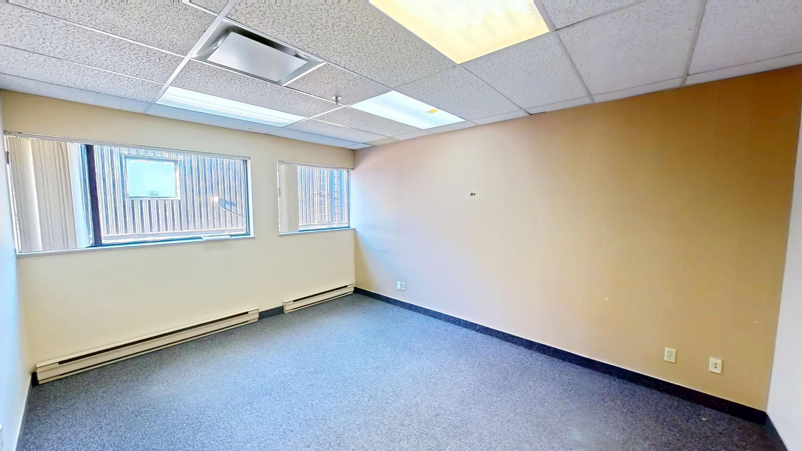 Bureau 260 - 710 Bouvier