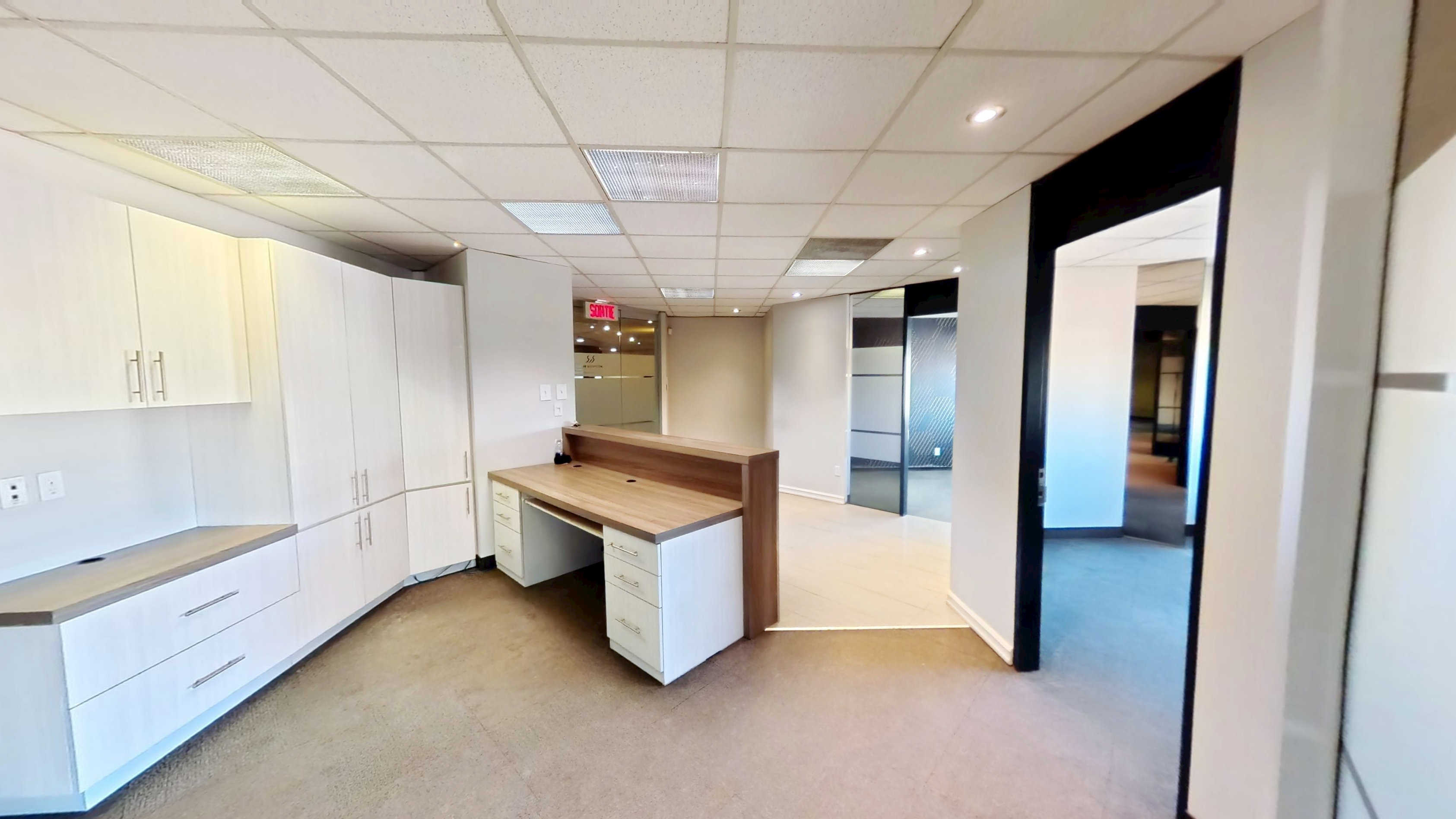 Bureau 210 - 2960 Boulevard Laurier