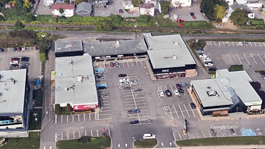 9749 boulevard Sainte-Anne, Beaupré, ,Commercial,Locaux à Louer,Sainte-Anne,1961
