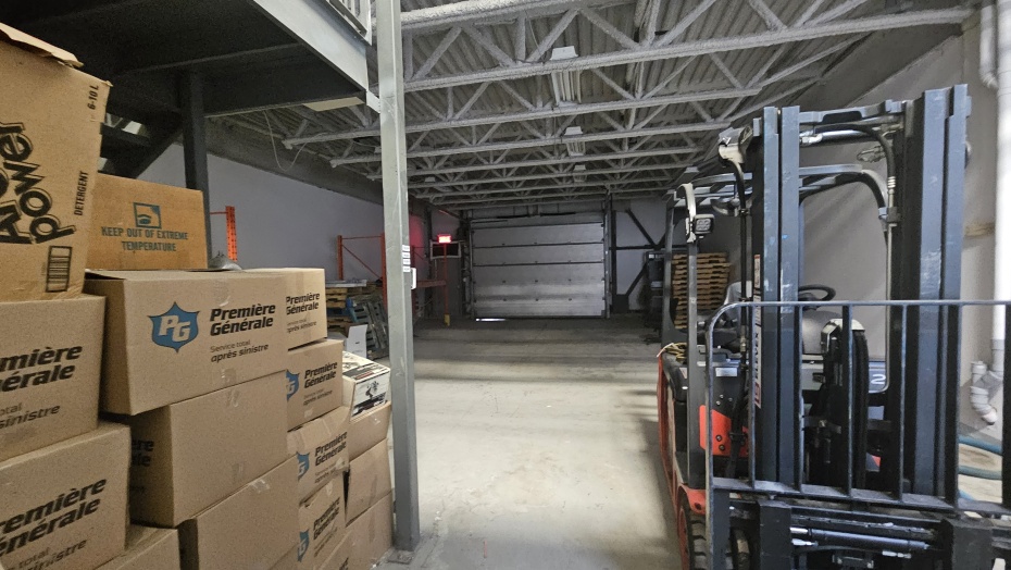 Local industriel à louer