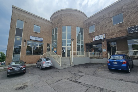 8255 boulevard Henri-Bourassa, Charlesbourg, Québec, ,Bureau,Locaux à Louer,Henri-Bourassa,1,2032