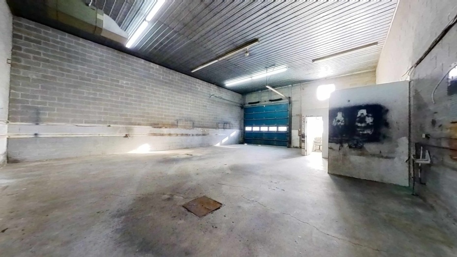 Local industriel à louer