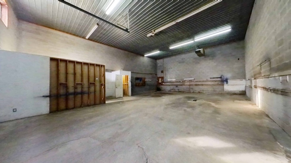 Local industriel à louer