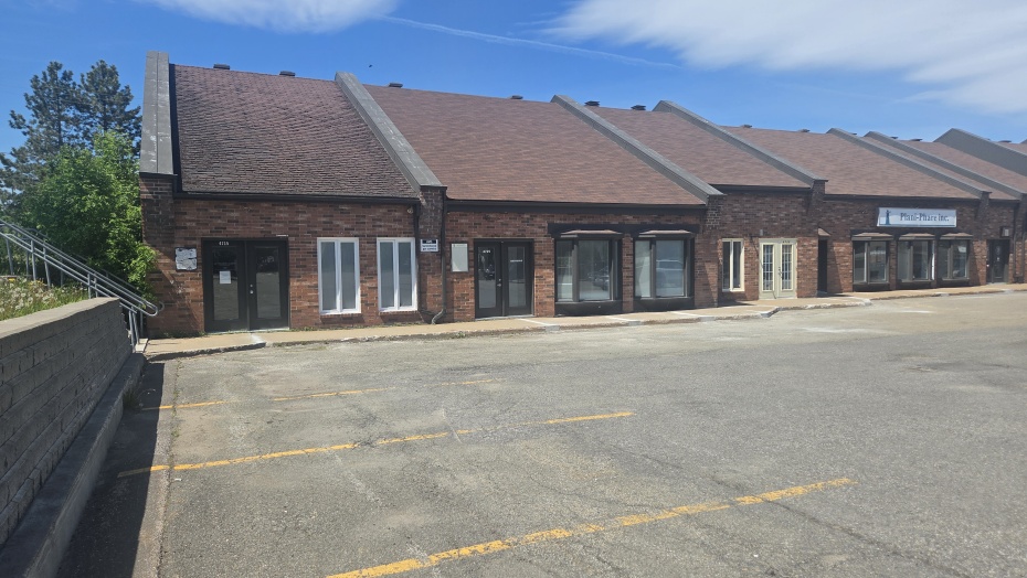 4715 rue de la Promenades des soeurs, Cap-Rouge, Québec,Bureau,Locaux à Louer,de la Promenades des soeurs,1,2074