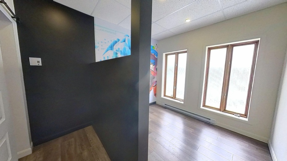 4715 rue de la Promenades des soeurs, Cap-Rouge, Québec,Bureau,Locaux à Louer,de la Promenades des soeurs,1,2074