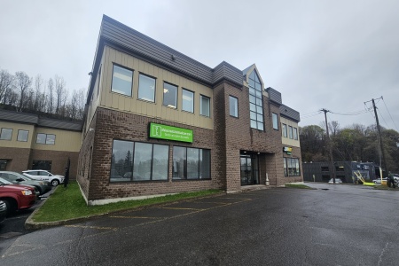 895 boulevard Charest Ouest, La Cité, Québec, ,Bureau,Déjà loué,Charest Ouest,1,2125