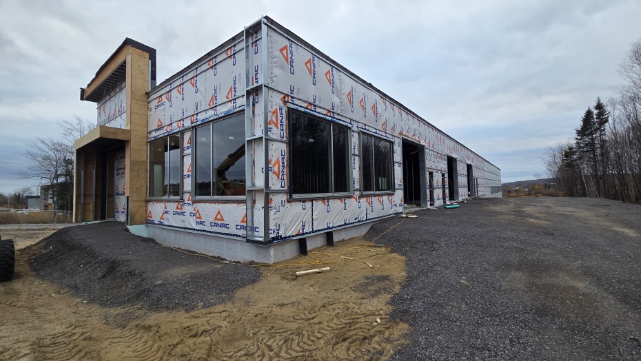 529 rue Marius-Fortier, Beauport, Québec,Industriel,Locaux à Louer,Marius-Fortier,1,2161