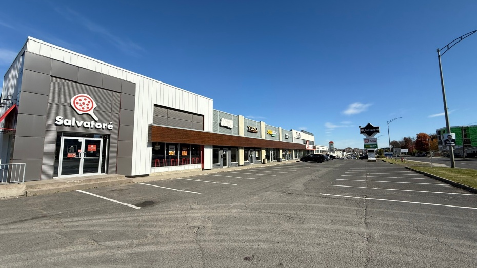 Local commercial à louer, Lévis