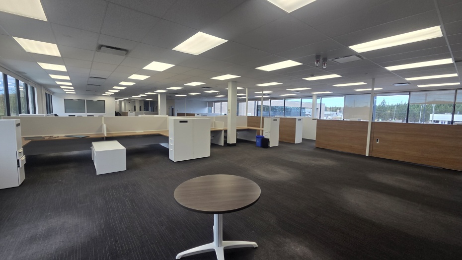 4535 boulevard Wilfrid-Hamel, Les Rivières, Québec,Bureau,Locaux à Louer,Wilfrid-Hamel,1,2210