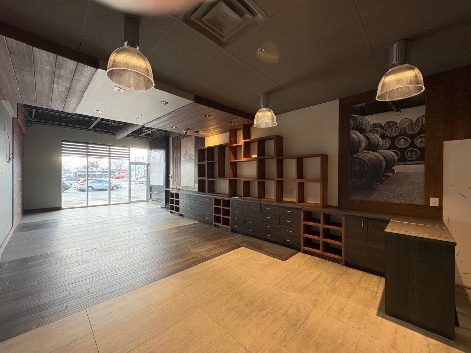 9550 Boulevard de l Ormière, Les Rivières, Québec,Commercial,Info-Locaux,Place l'Ormière,de l Ormière,1,2232