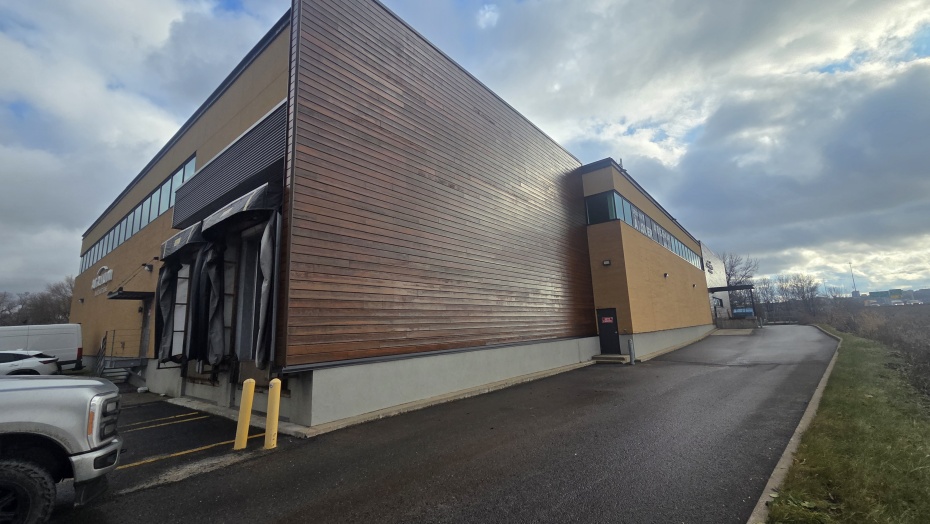 1405 boulevard du Parc Technologique, Les Rivières, Québec,Industriel,Locaux à Louer,du Parc Technologique,1,2237