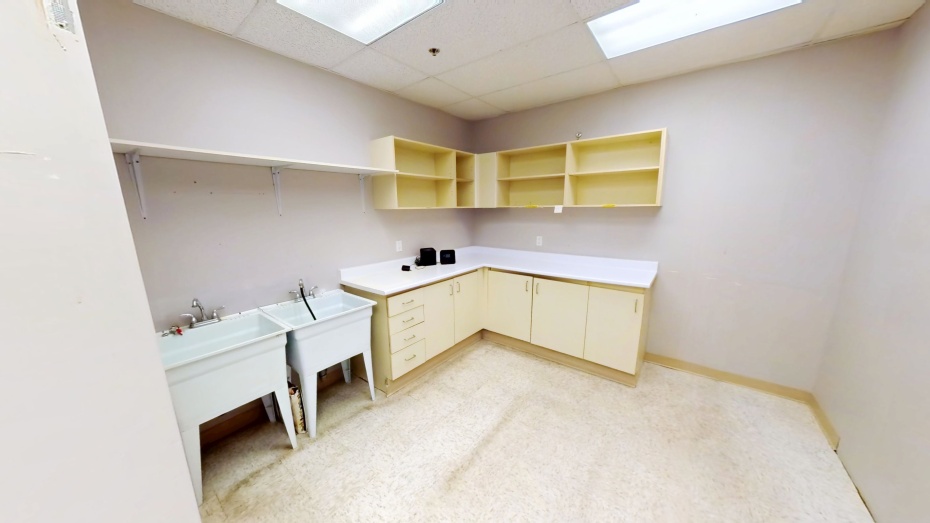 2750 Chemin Sainte-Foy, Sainte-Foy, Québec,Commercial,Mandat Web,Plaza Laval,Sainte-Foy,1,2268