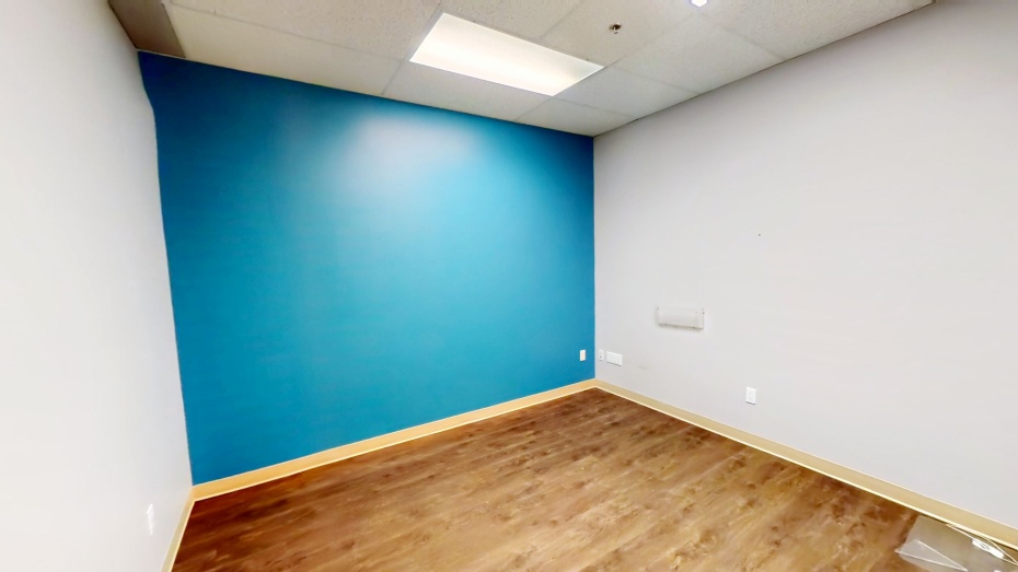2750 Chemin Sainte-Foy, Sainte-Foy, Québec,Commercial,Mandat Web,Plaza Laval,Sainte-Foy,1,2268