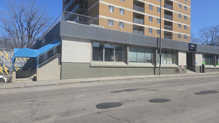 1460 1ère Avenue, Limoilou, Québec,Commercial,Locaux à Louer,Le Flandre,1ère Avenue,1,2327