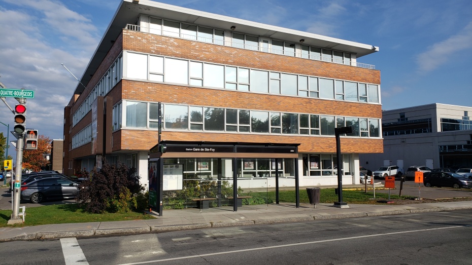 917 Monseigneur-Grandin, Sainte-Foy, Québec,Bureau,Locaux à Louer,Monseigneur-Grandin,1,2330
