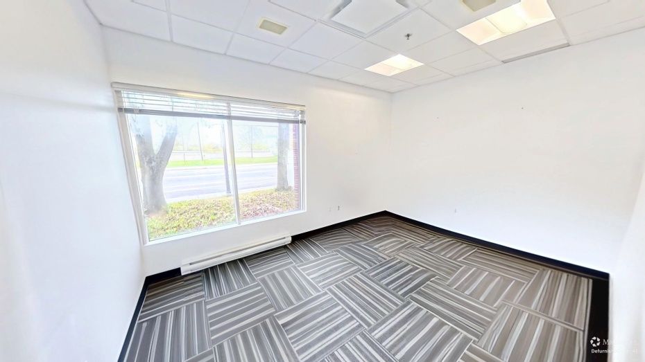 303 Pierre-Bertrand, Les Rivières, Québec,Commercial,Locaux à Louer,Pierre-Bertrand,1,2349