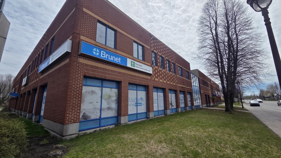 303 Pierre-Bertrand, Les Rivières, Québec,Commercial,Locaux à Louer,Pierre-Bertrand,1,2349