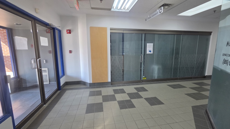 303 Pierre-Bertrand, Les Rivières, Québec,Commercial,Locaux à Louer,Pierre-Bertrand,1,2351