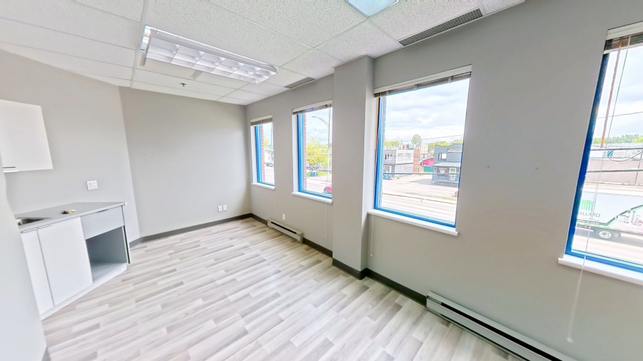 303 Pierre-Bertrand, Les Rivières, Québec,Bureau,Locaux à Louer,Pierre-Bertrand,1,2355