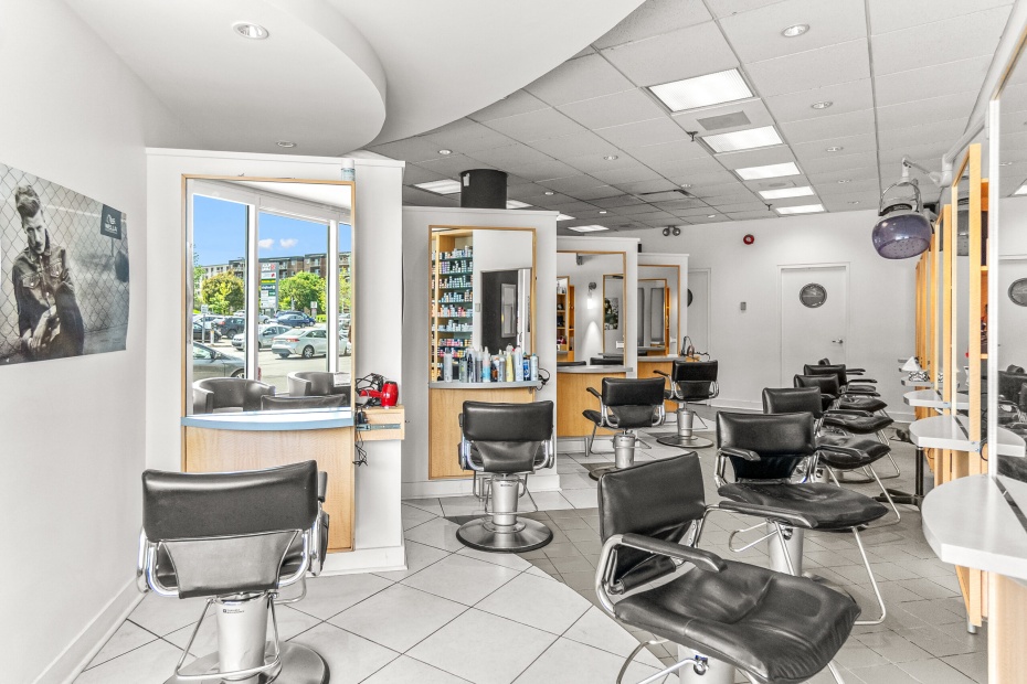 2750 Chemin Saint-Foy, Sainte-Foy, Québec,Commercial,Locaux à Louer,Plaza Laval,Saint-Foy,1,2365