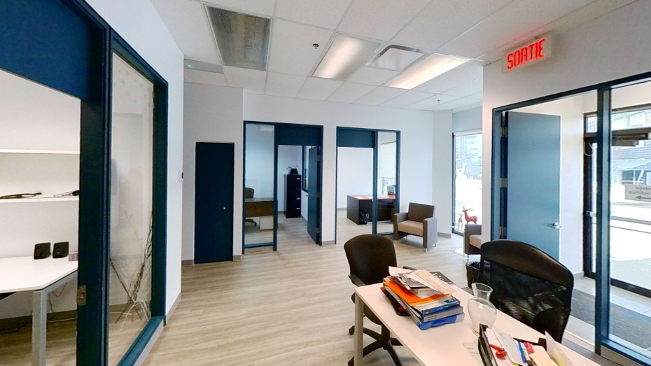 2960 Laurier, Sainte-Foy, Québec G1V4S1, ,Commercial,Mandat Web,IBERVILLE III,Laurier,1,1716