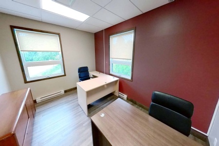 3020 boul. Wilfrid-Hamel boulevard, Les Rivières, Québec,Bureau,Info-Locaux,boulevard,1,1823