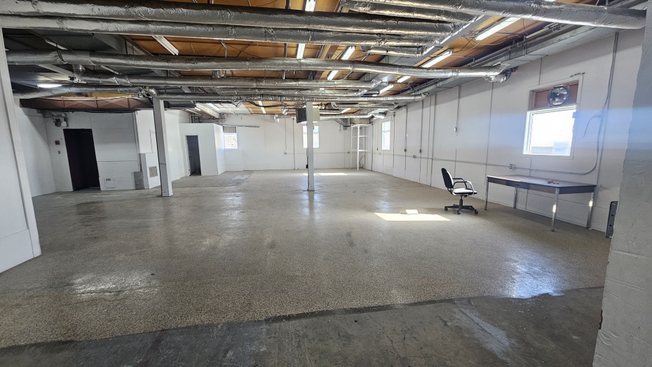 Local industriel à louer